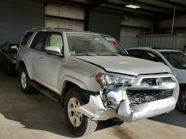 JTEBU5JR2G5298759 - 2016 TOYOTA 4RUNNER SR SILVER photo 1