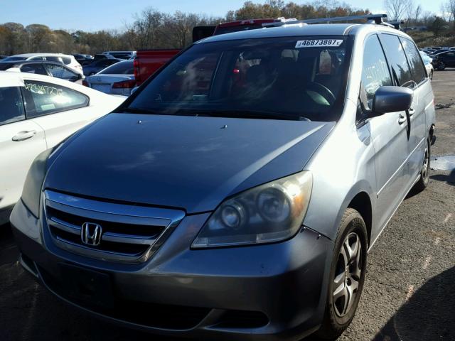 5FNRL384X5B063834 - 2005 HONDA ODYSSEY EX GRAY photo 2