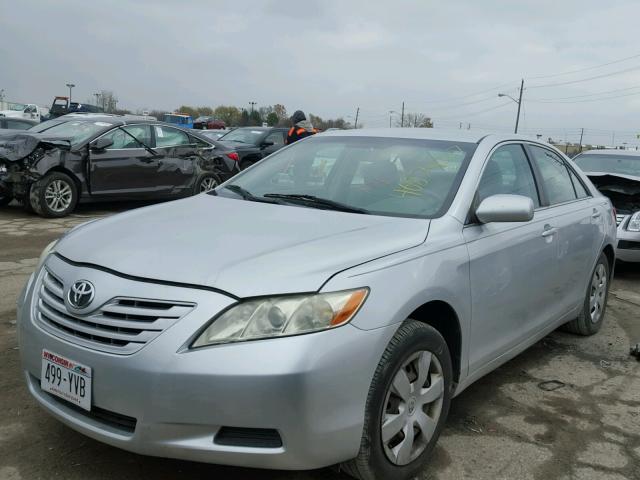 4T1BE46K67U122287 - 2007 TOYOTA CAMRY NEW SILVER photo 2