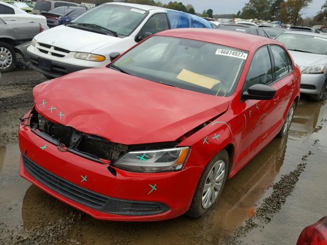 3VW2K7AJ7CM470673 - 2012 VOLKSWAGEN JETTA BASE RED photo 2