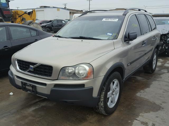 YV1CY592851143698 - 2005 VOLVO XC90 GOLD photo 2