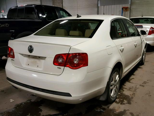 3VWCT71K96M058642 - 2006 VOLKSWAGEN JETTA TDI WHITE photo 4