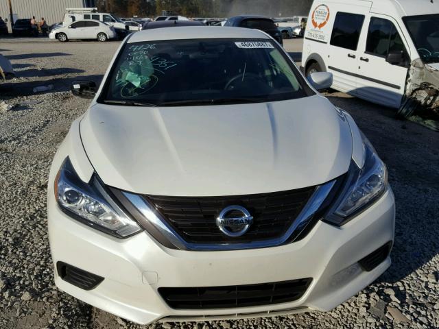 1N4AL3AP1GC154126 - 2016 NISSAN ALTIMA 2.5 WHITE photo 9