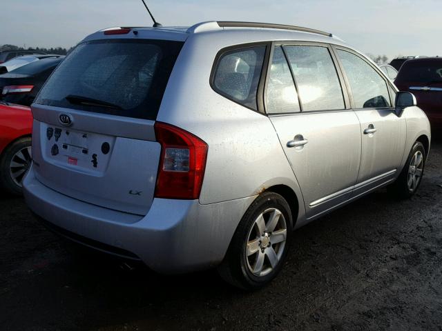 KNAFG525177029775 - 2007 KIA RONDO BASE SILVER photo 4