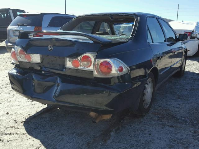 1HGCG5669YA131730 - 2000 HONDA ACCORD EX GREEN photo 4