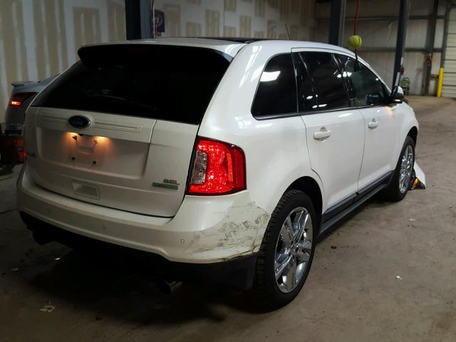 2FMDK3J99CBA47956 - 2012 FORD EDGE SEL WHITE photo 4