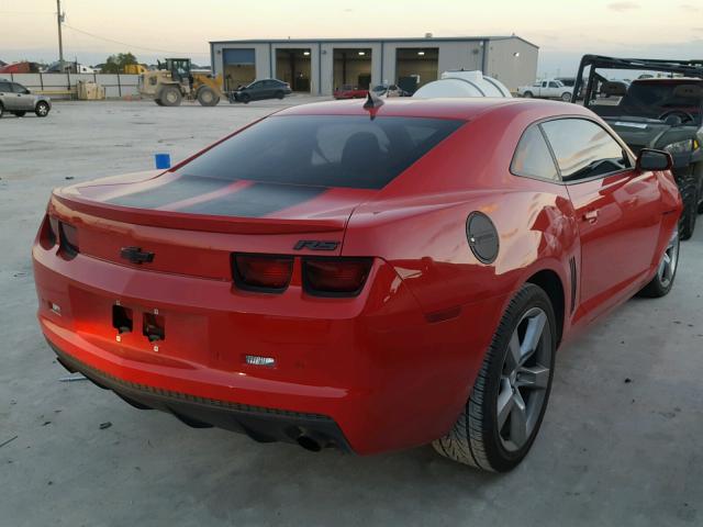 2G1FB1EDXB9203422 - 2011 CHEVROLET CAMARO LT RED photo 4