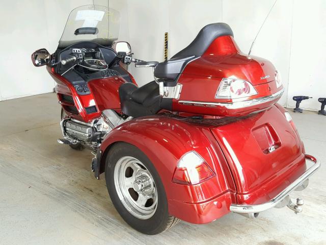 1HFSC47F58A702991 - 2008 HONDA GL1800 RED photo 3