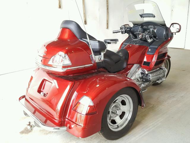 1HFSC47F58A702991 - 2008 HONDA GL1800 RED photo 4