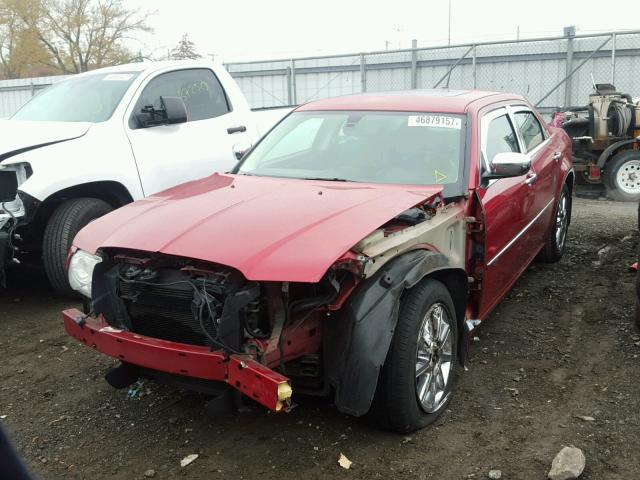 2C3LK63H98H179551 - 2008 CHRYSLER 300C RED photo 2