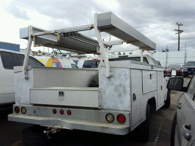 1FDWF36L02EA70966 - 2002 FORD F350 SUPER WHITE photo 4