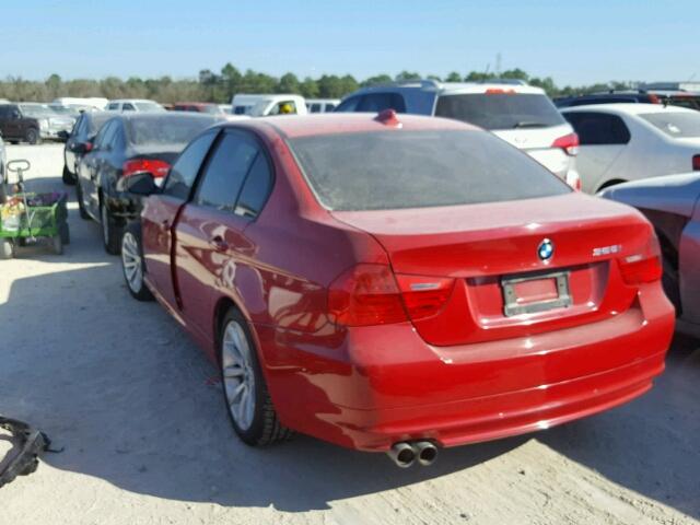 WBAPH77549NM47168 - 2009 BMW 328 I RED photo 3