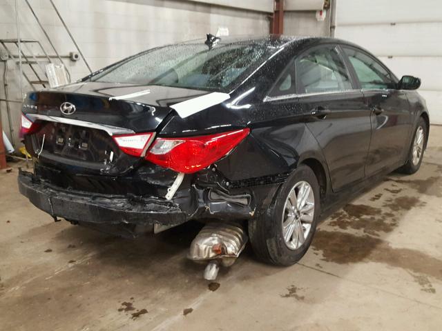 5NPEB4AC0DH798668 - 2013 HYUNDAI SONATA GLS BLACK photo 4