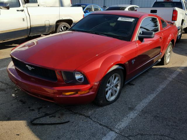 1ZVHT80N795104146 - 2009 FORD MUSTANG RED photo 2