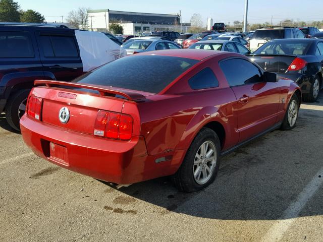 1ZVHT80N795104146 - 2009 FORD MUSTANG RED photo 4