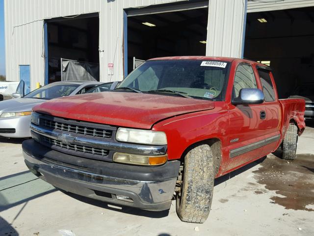 2GCEC19T721329852 - 2002 CHEVROLET SILVERADO RED photo 2