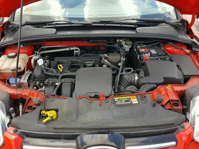 1FAHP3F24CL462269 - 2012 FORD FOCUS SE RED photo 7