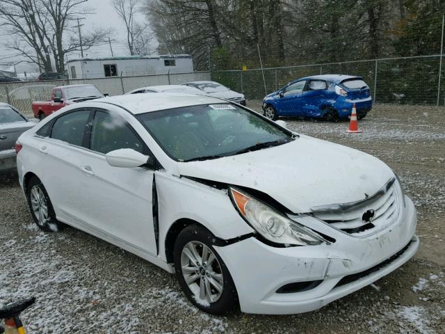 5NPEB4AC5BH102156 - 2011 HYUNDAI SONATA GLS WHITE photo 1