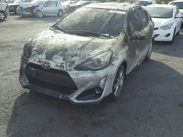 JTDKDTB3XH1593801 - 2017 TOYOTA PRIUS C BURN photo 2