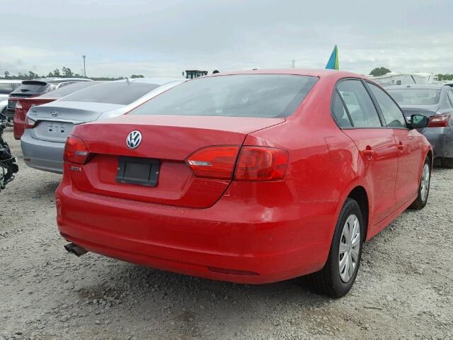 3VW2K7AJ7DM253030 - 2013 VOLKSWAGEN JETTA BASE წითელი ფოტო 4