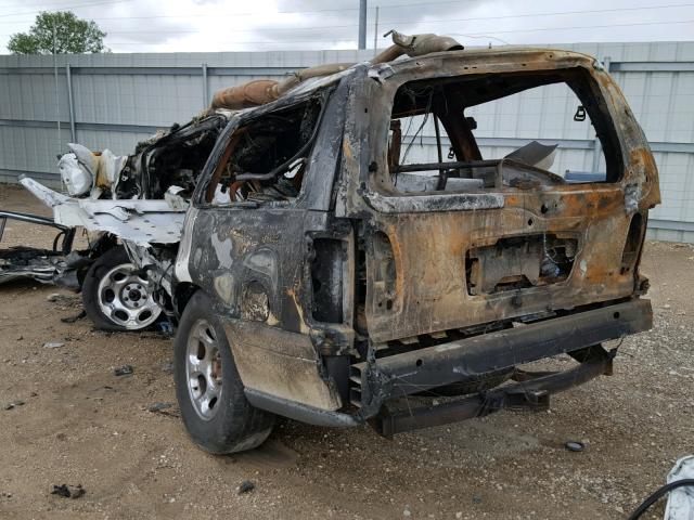 5LMEU27R02LJ08879 - 2002 LINCOLN NAVIGATOR Ақ фото 3