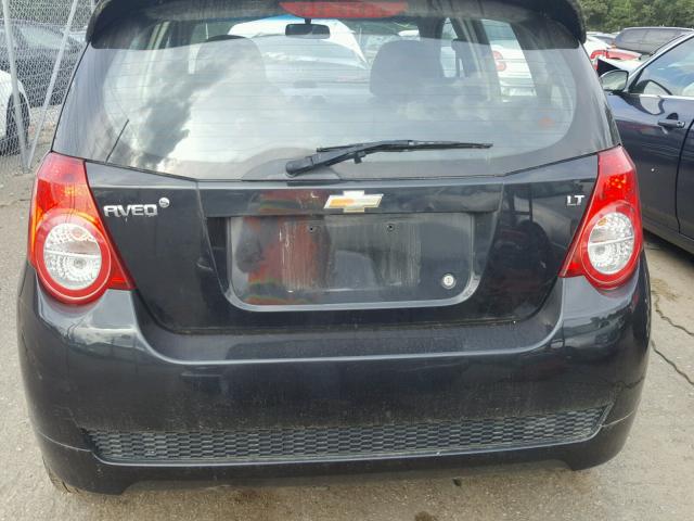 KL1TD66E39B301250 - 2009 CHEVROLET AVEO LS BLACK photo 9