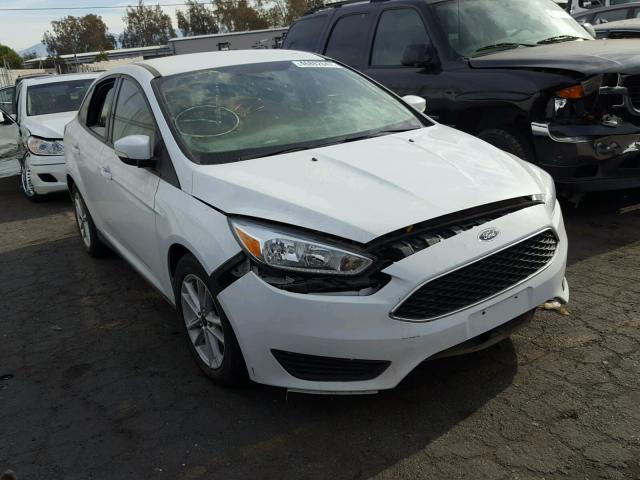 1FADP3F29FL204736 - 2015 FORD FOCUS SE WHITE photo 1