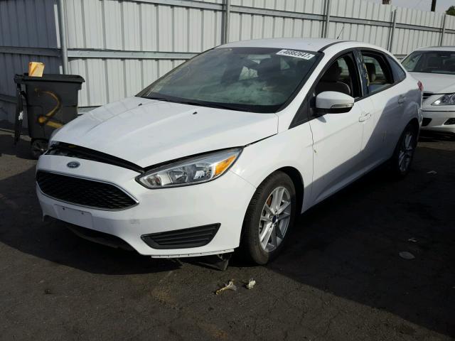 1FADP3F29FL204736 - 2015 FORD FOCUS SE WHITE photo 2