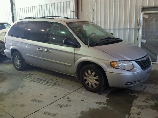 2A4GP54L16R795449 - 2006 CHRYSLER TOWN & COU SILVER photo 1