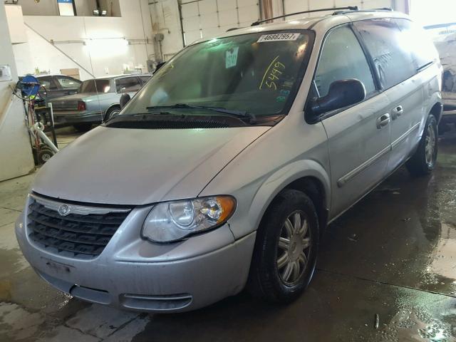 2A4GP54L16R795449 - 2006 CHRYSLER TOWN & COU SILVER photo 2