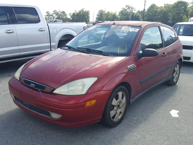 3FAFP31391R125148 - 2001 FORD FOCUS ZX3 RED photo 2
