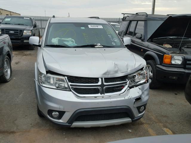 3C4PDCBG8DT555298 - 2013 DODGE JOURNEY SX SILVER photo 9