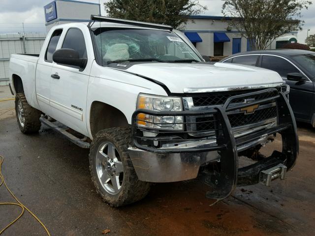 1GC2CXCG2BZ402182 - 2011 CHEVROLET SILVERADO WHITE photo 1