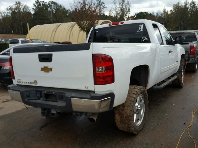 1GC2CXCG2BZ402182 - 2011 CHEVROLET SILVERADO WHITE photo 4