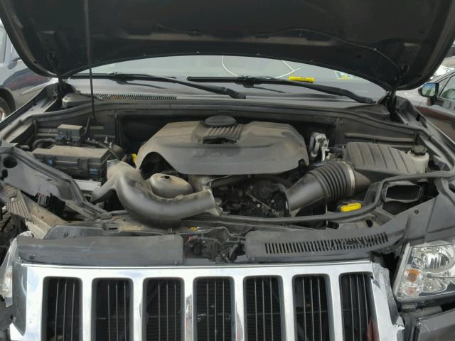 1J4RR4GG2BC636440 - 2011 JEEP GRAND CHER GRAY photo 7