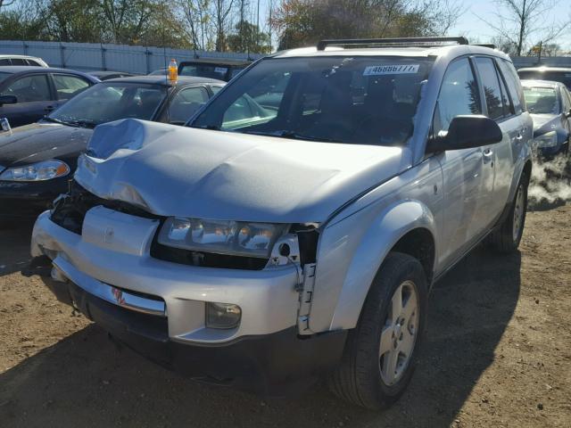 5GZCZ63454S811760 - 2004 SATURN VUE SILVER photo 2