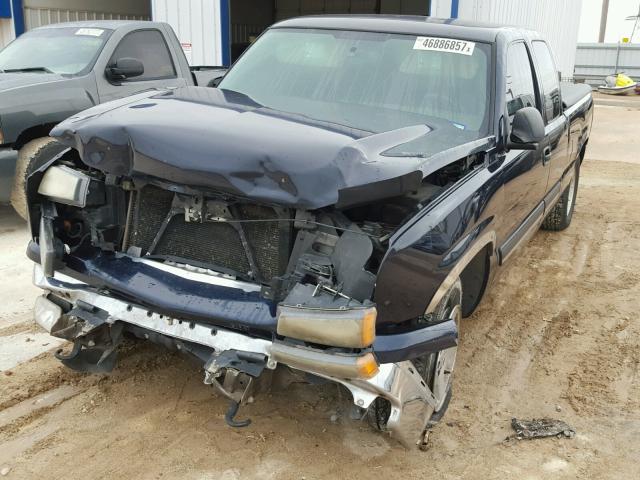 1GCEC19V96Z239259 - 2006 CHEVROLET SILVERADO BLUE photo 2