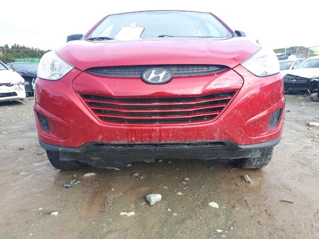 KM8JT3AC0DU736677 - 2013 HYUNDAI TUCSON GL RED photo 9