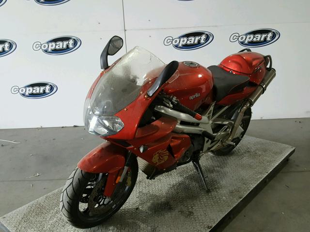 ZD4PAC1021S000071 - 2001 APRILIA SL1000 BURGUNDY photo 2