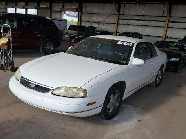2G1WW12M3W9206502 - 1998 CHEVROLET MONTE CARL თეთრი ფოტო 2