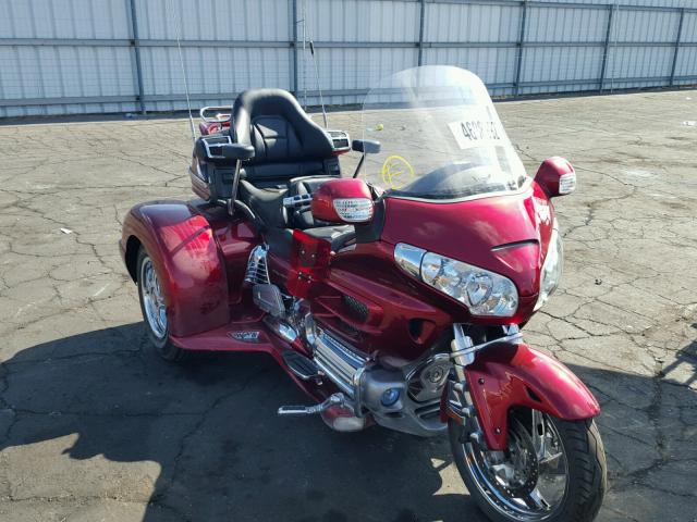 1HFSC47F57A600900 - 2007 HONDA GL1800 RED photo 1