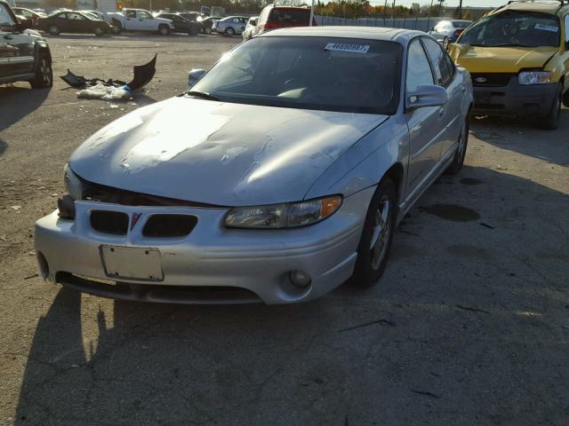 1G2WP52KX2F177869 - 2002 PONTIAC GRAND PRIX SILVER photo 2