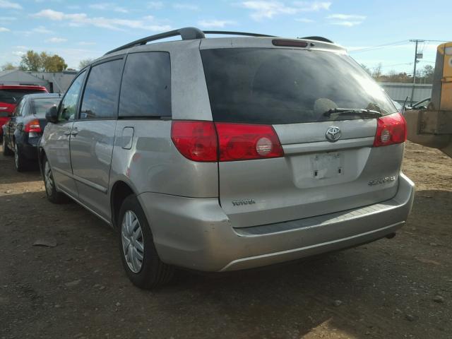 5TDZK23C97S078688 - 2007 TOYOTA SIENNA CE SILVER photo 3