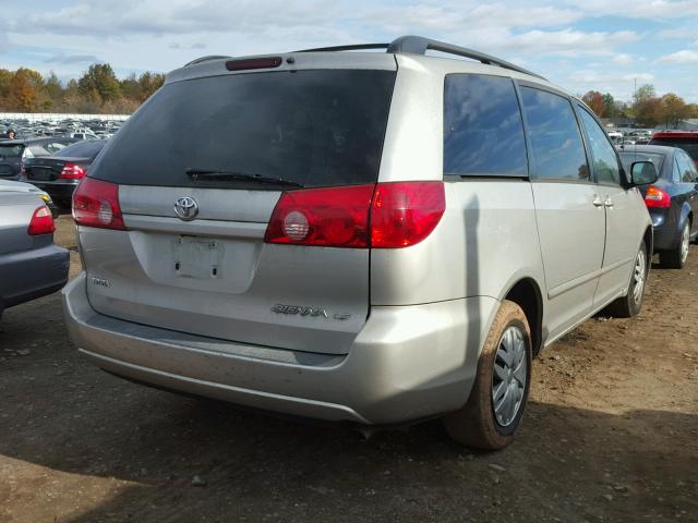 5TDZK23C97S078688 - 2007 TOYOTA SIENNA CE SILVER photo 4