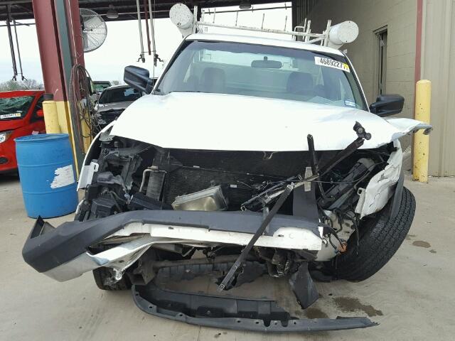 1GBHC24U56E152889 - 2006 CHEVROLET SILVERADO WHITE photo 9