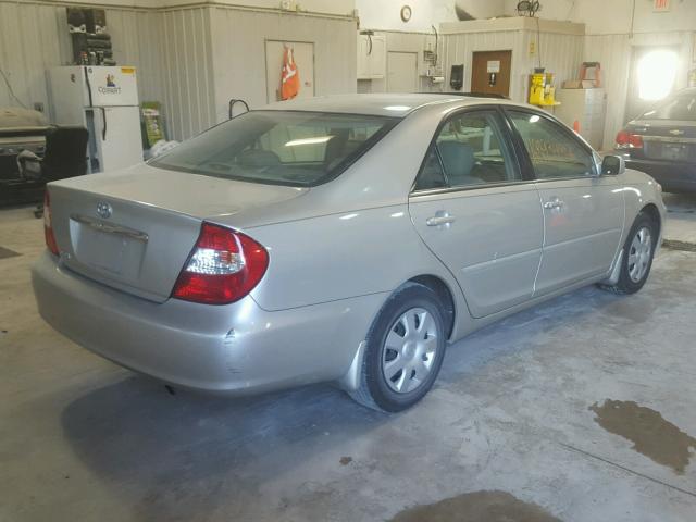 4T1BE32K93U758857 - 2003 TOYOTA CAMRY LE SILVER photo 4