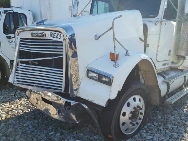 1FUJF6AV85DN29298 - 2005 FREIGHTLINER CONVENTION WHITE photo 10