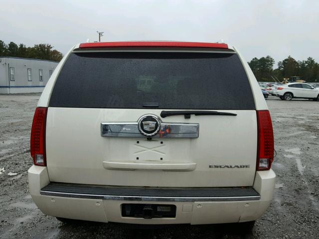 1GYFK63848R241571 - 2008 CADILLAC ESCALADE L WHITE photo 9