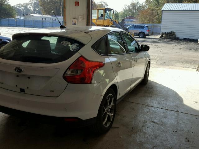 1FADP3K24DL216232 - 2013 FORD FOCUS SE WHITE photo 4