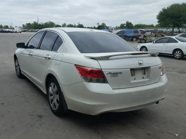 1HGCP36839A016936 - 2009 HONDA ACCORD EXL WHITE photo 3